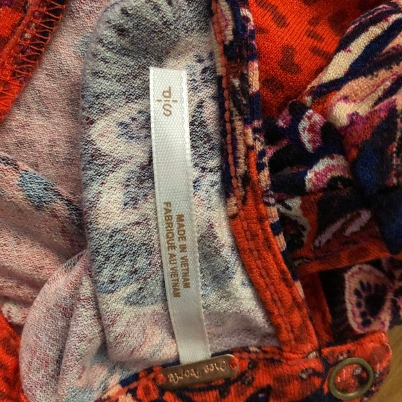 Free People Women's Red Hear Me Roar Print Top, S - Picture 6 of 8